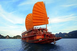 Halong Bay Cruise on Ginger 